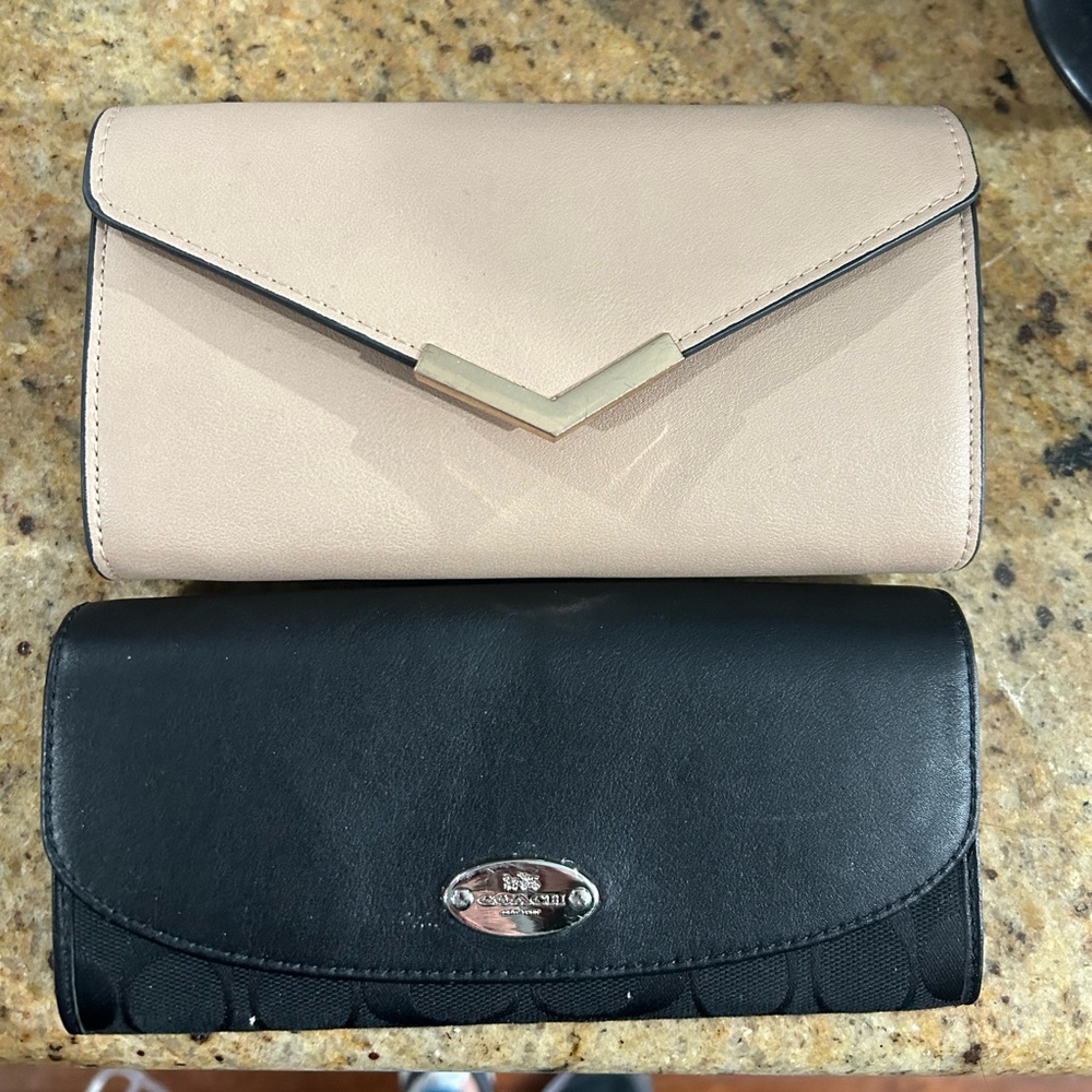 CLOSET CLEAROUT